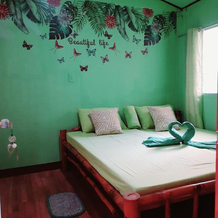 Rovi Homestay Coron Exteriör bild